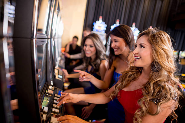 mahkota4d Bigger Bass Bonanza slot interface showing five-reel layout and fishing-themed symbols
